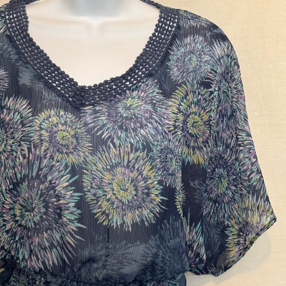 H-182 ANA A New Approach Blue & Green Sheer Short Sleeve Peplum Blouse Size MP - Picture 6 of 15